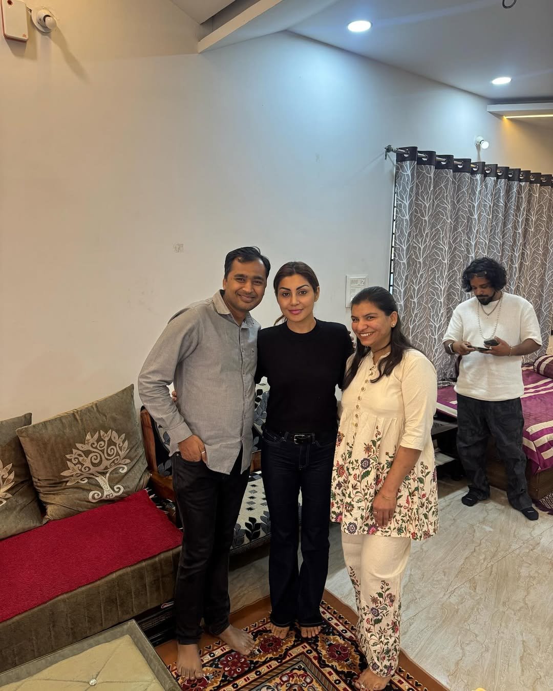 Late post glimpse with the very beautiful and stunning @subhamitra03 , it was pleasure to be with her and got blessing from #ujjain #mahakalbaba and had a good lunch at our home.